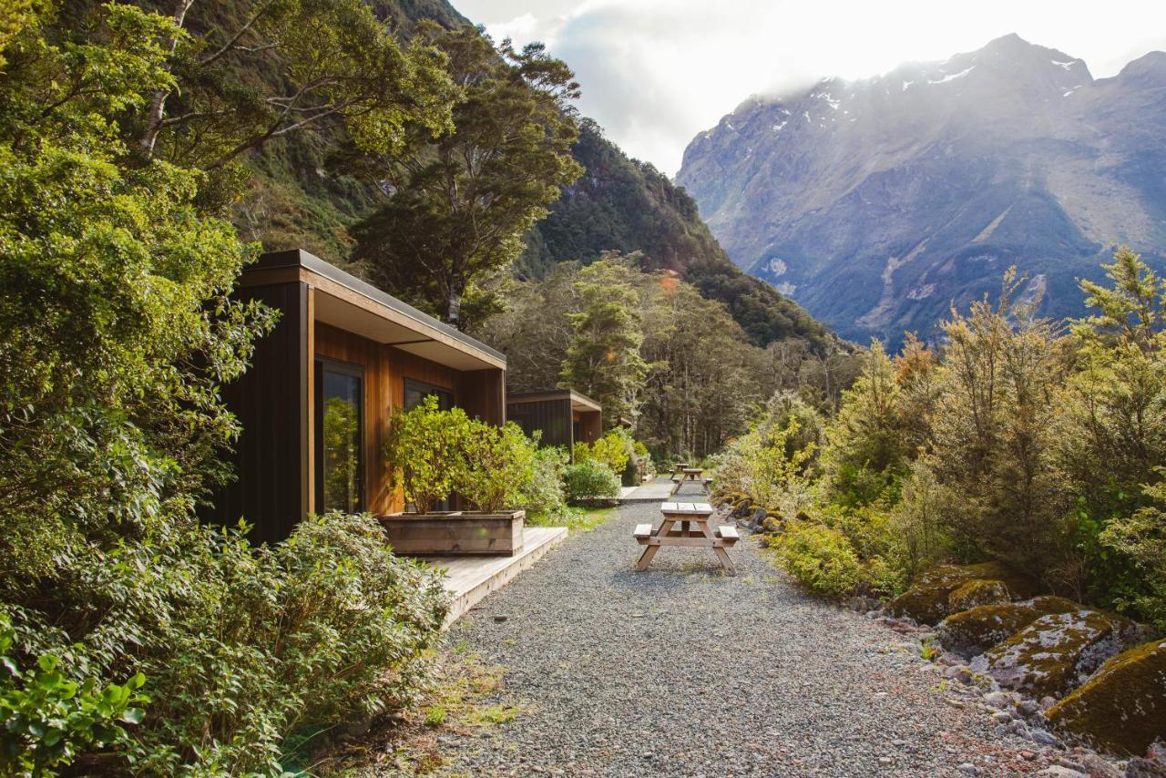 Milford Sound Lodge エクステリア 写真